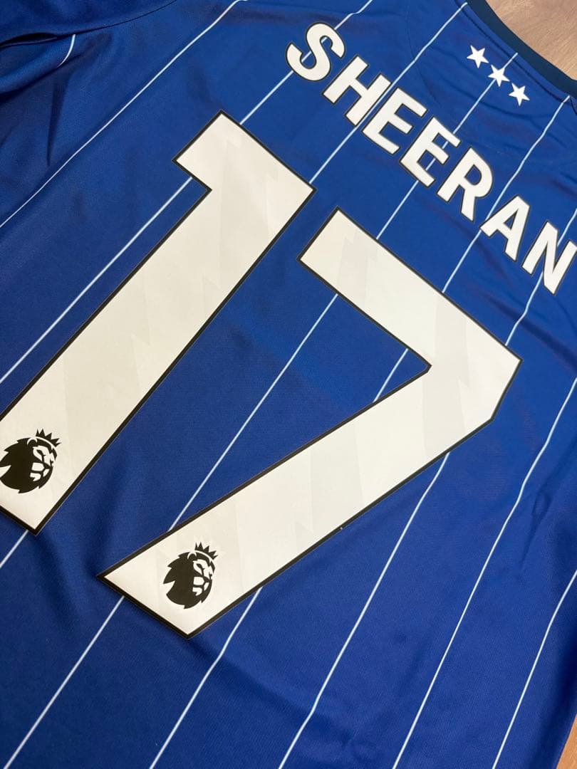 超レア】ED SHEERAN(エド・シーラン)×IPSWICH公式ユニフォーム - メルカリ