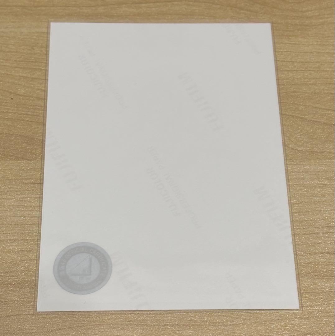 武元唯衣 直筆サイン入り生写真(2024サンタ)