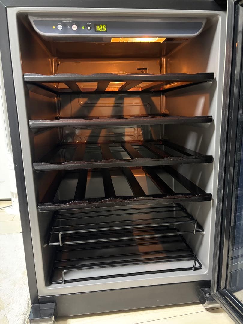 forster Japan ワインセラー FJC-85G2016年製 引き取り可