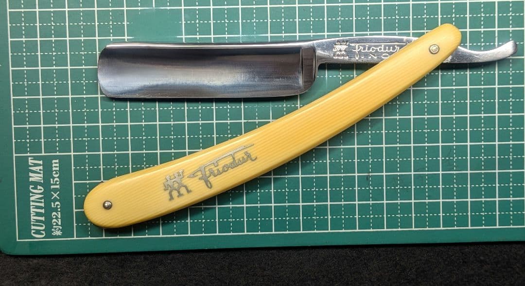 メンズ剃刀 西洋剃刀 ヘンケルス 72 1/2 #910-1 - メルカリ