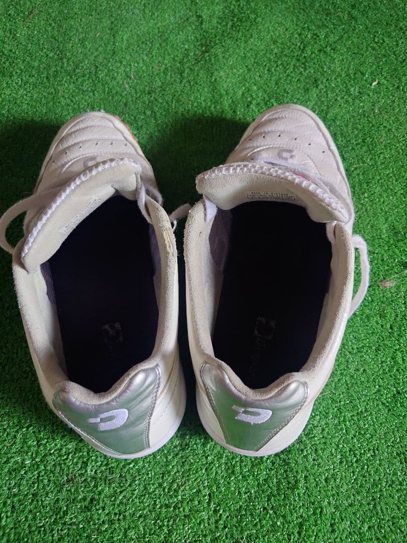 Desporte suo luis Kl2フットサルシューズ 　27.0cm