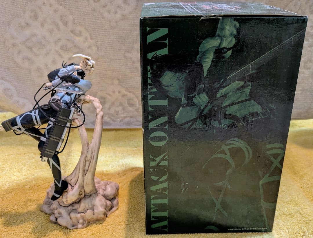 (2640)進撃の巨人 リヴァイ フィギュア✨️箱付き