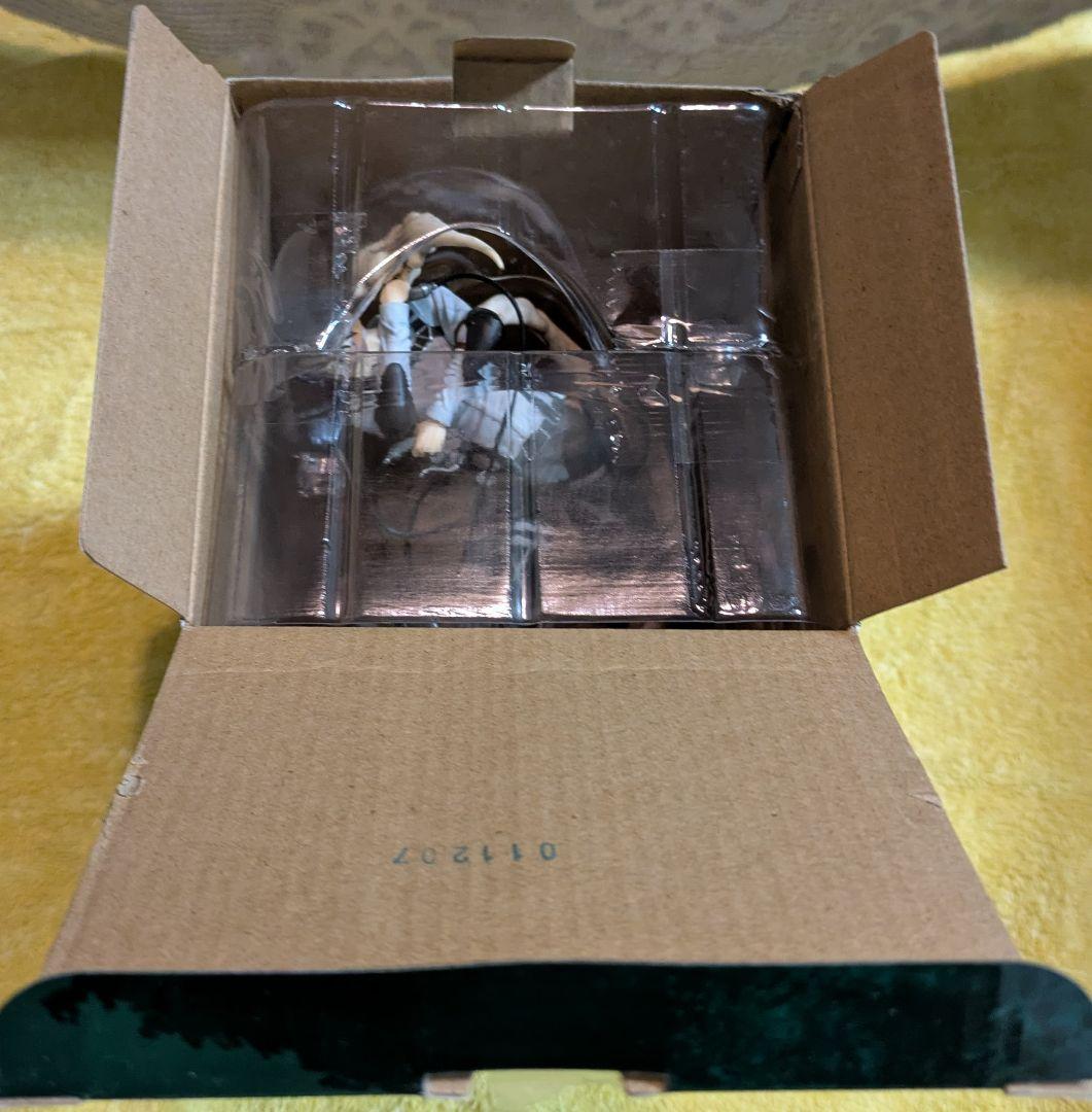 (2640)進撃の巨人 リヴァイ フィギュア✨️箱付き