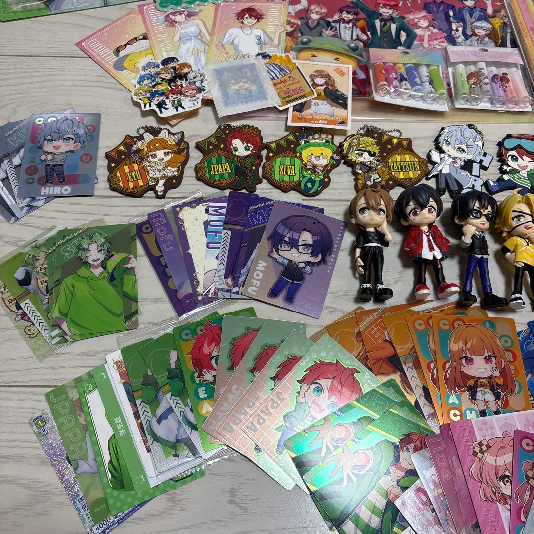 カラフルピーチグッズ