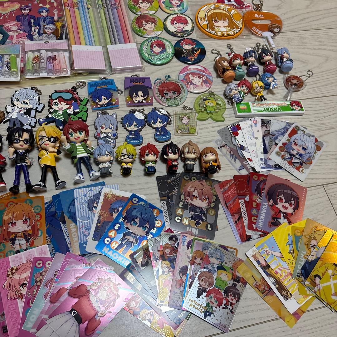 カラフルピーチグッズ