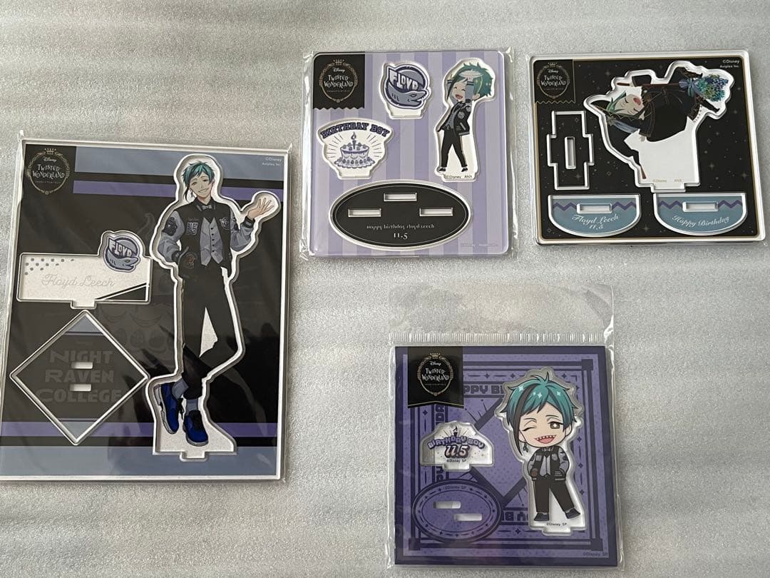 ツイステ フロイド アクスタetc...