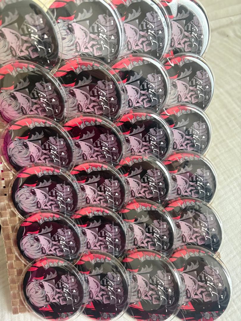 syudou 缶バッジ アタシ 24