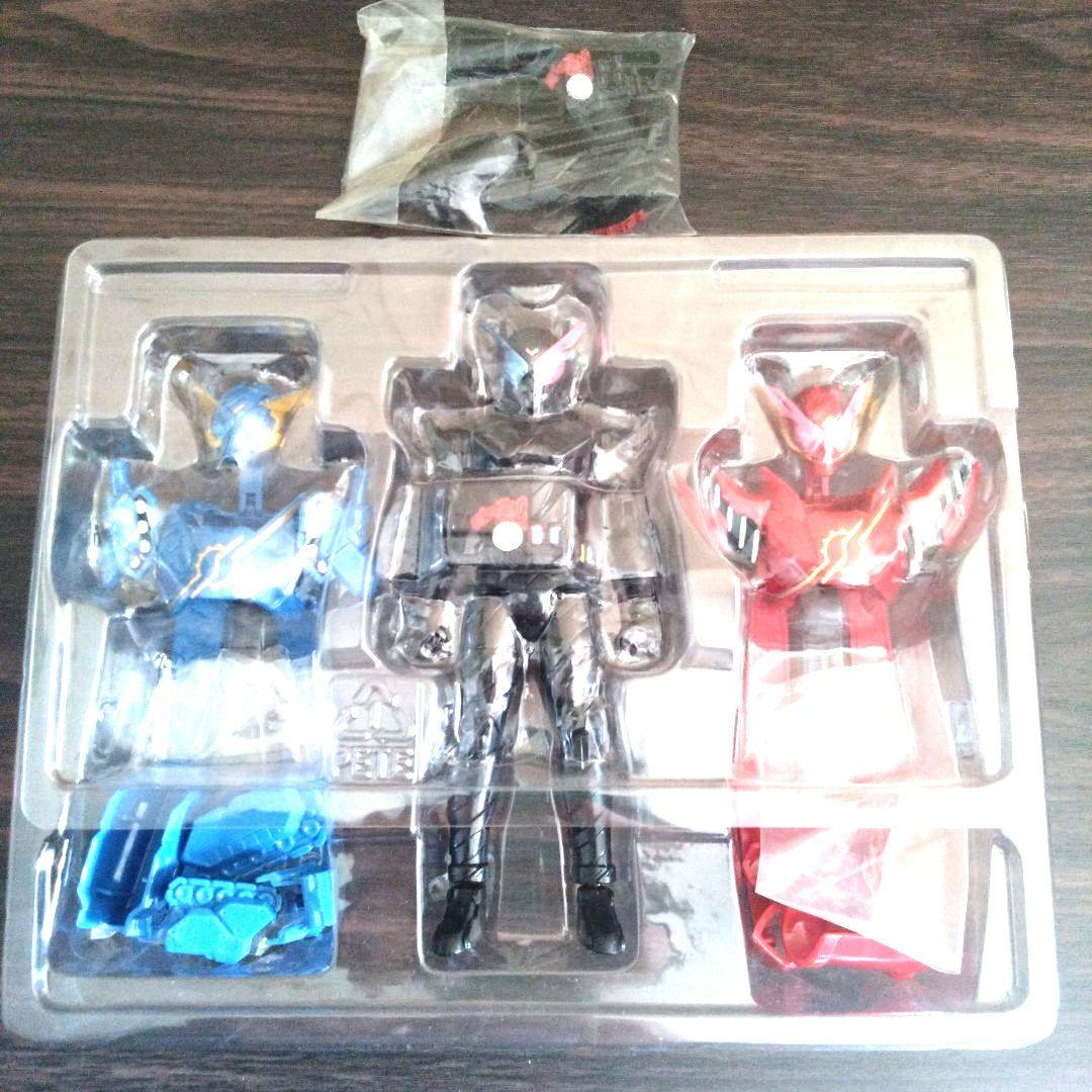 仮面ライダービルド BCR12 ボトルチェンジ ハザード ラビット タンク