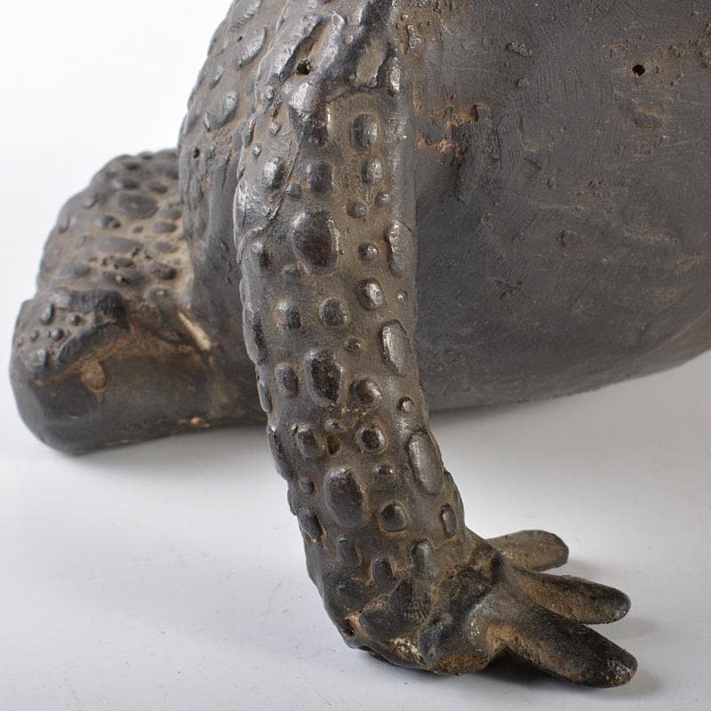 中国 ストア 古銅宣徳銅 蛙 置物 約1.9㎏ F R6555