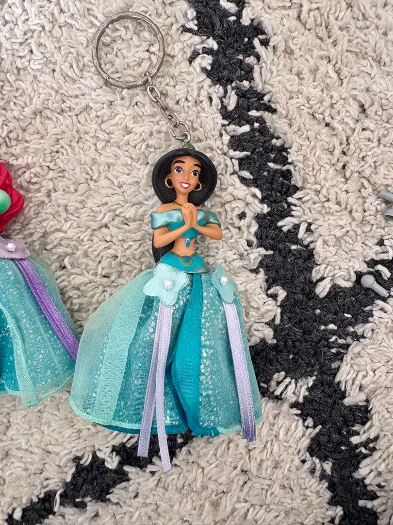 ディズニープリンセス キーホルダー 4体セット - メルカリ