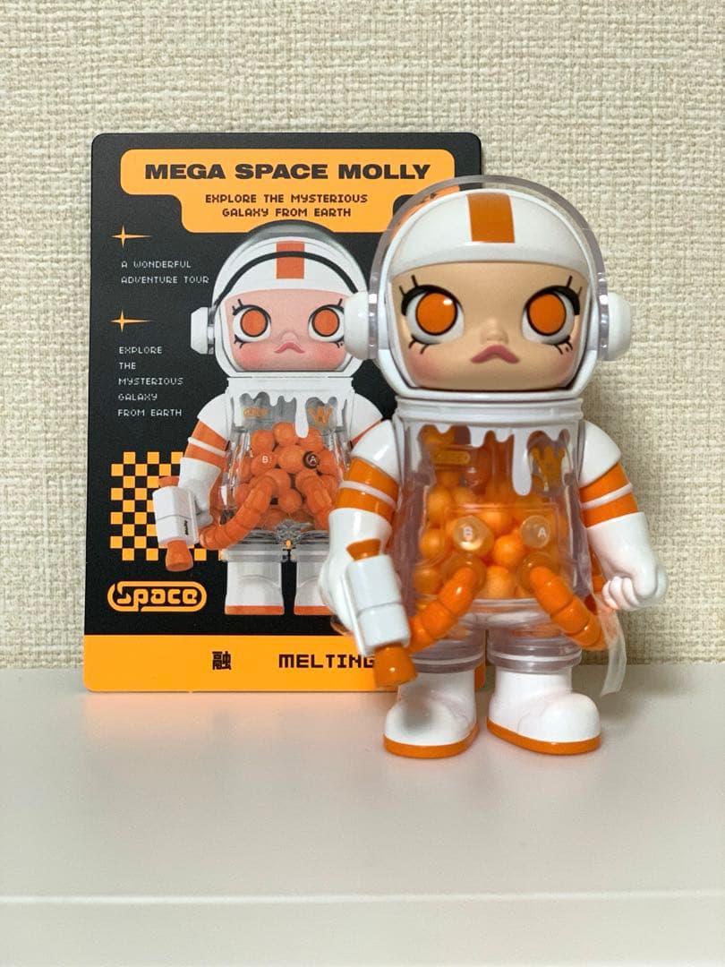 MEGA コレクション 100％ SPACE MOLLY シリーズ 2-B - メルカリ