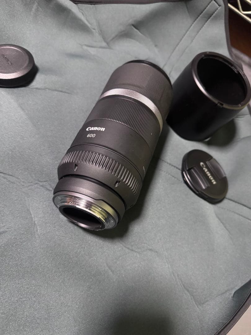 《保護クロス付》Canon キャノン RF600mm F11 IS STM