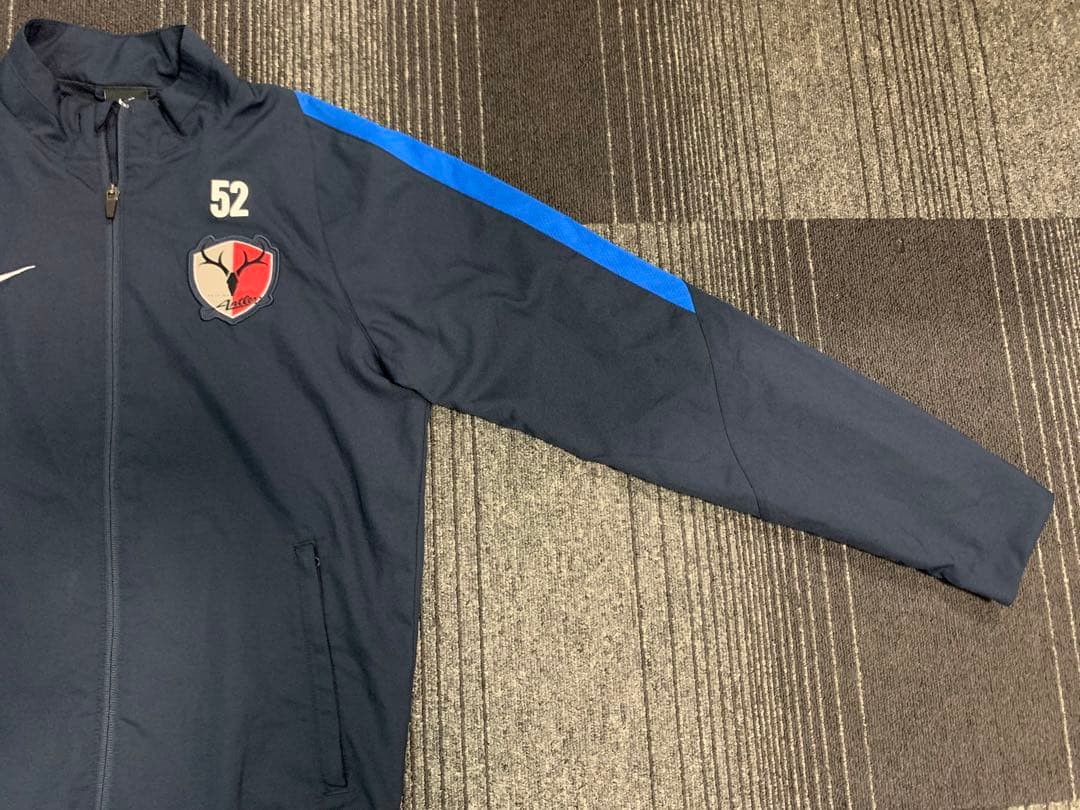 極美品 NIKE 鹿島アントラーズ ナイロンジャケット M 支給品 ジャージ