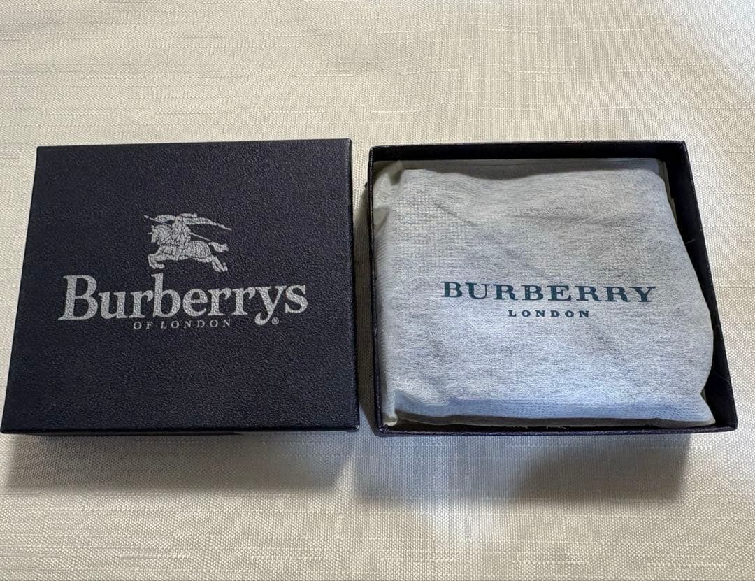 ★ゆんか★バーバリー　ケース　ノバチェック　新品 BURBERRY（バーバリー） ノバチェック トートバッグ PVC × レザー ノバ