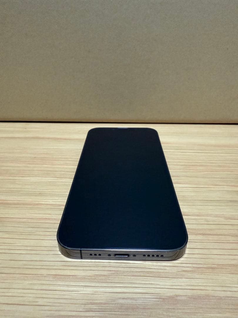 iPhone 13 Pro 256GB 香港版カメラ音無しデュアルSIM 箱無し - メルカリ
