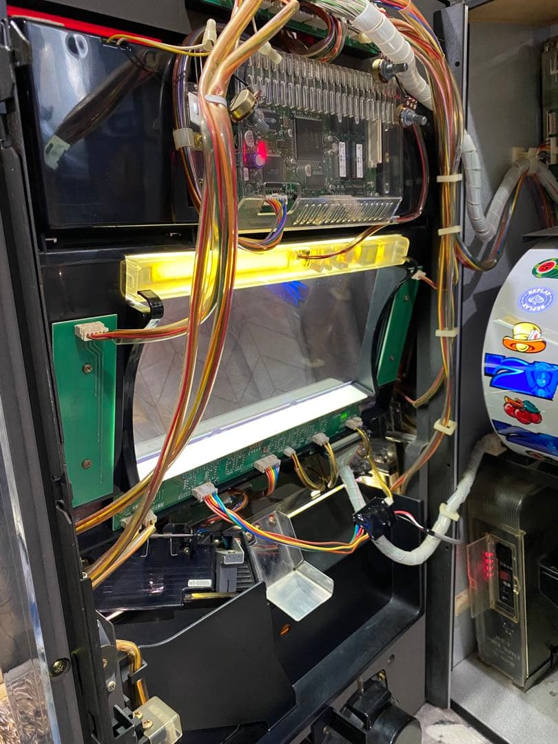 リオデカーニバル　パチスロ　送料込み　不要機　4号機