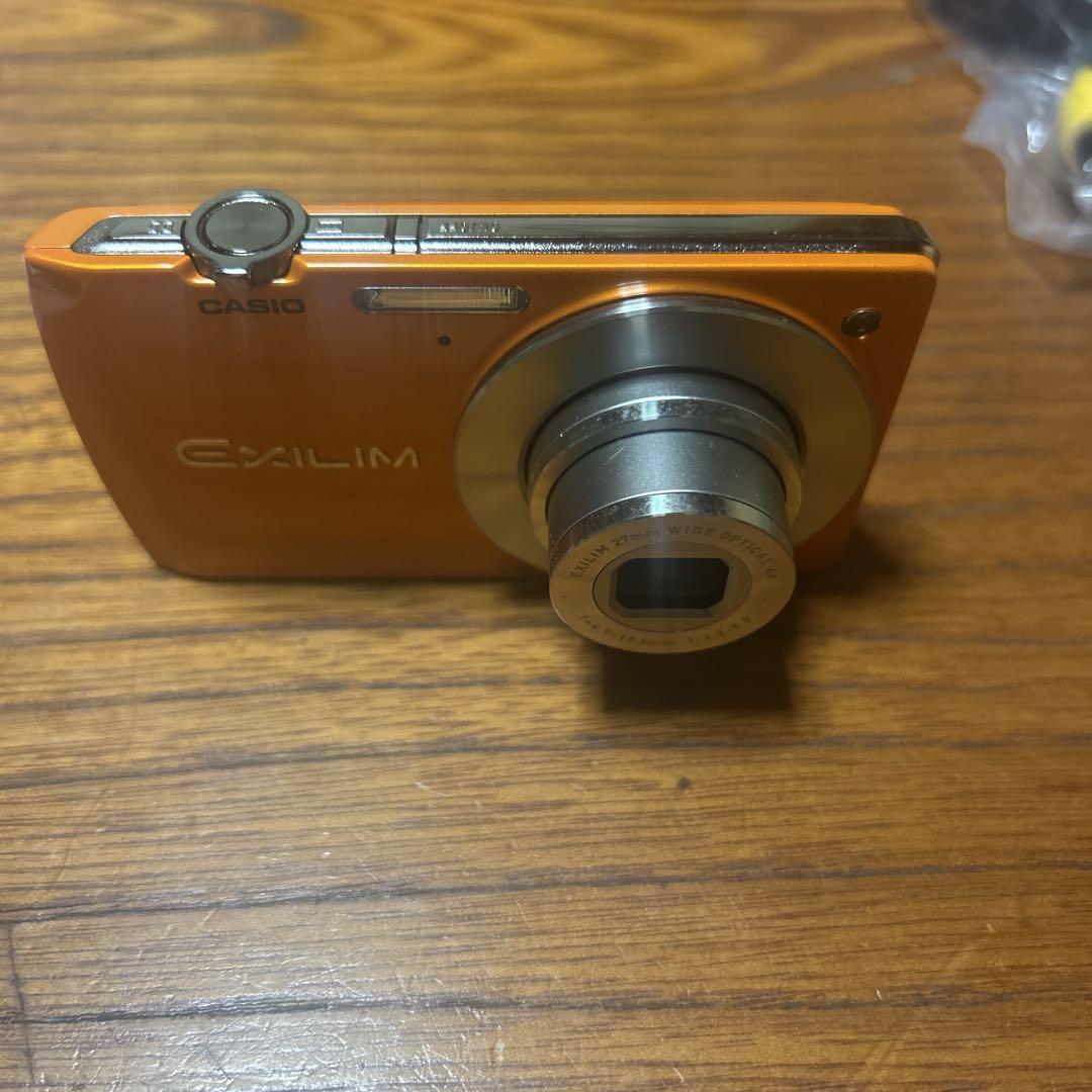 カシオ exilim ex-s200 オレンジ casio デジカメ - メルカリ