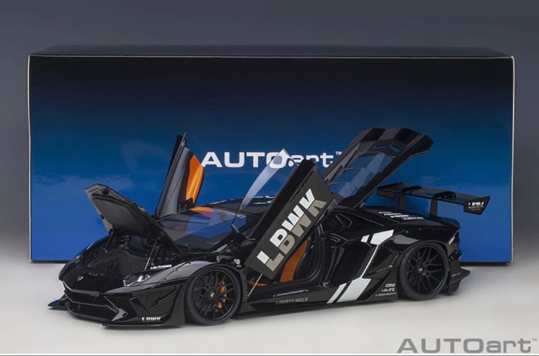 オートアート1/18⭐️LB★リバティ☆ウォーク⚡️ランボルギーニアヴェンタドール✨