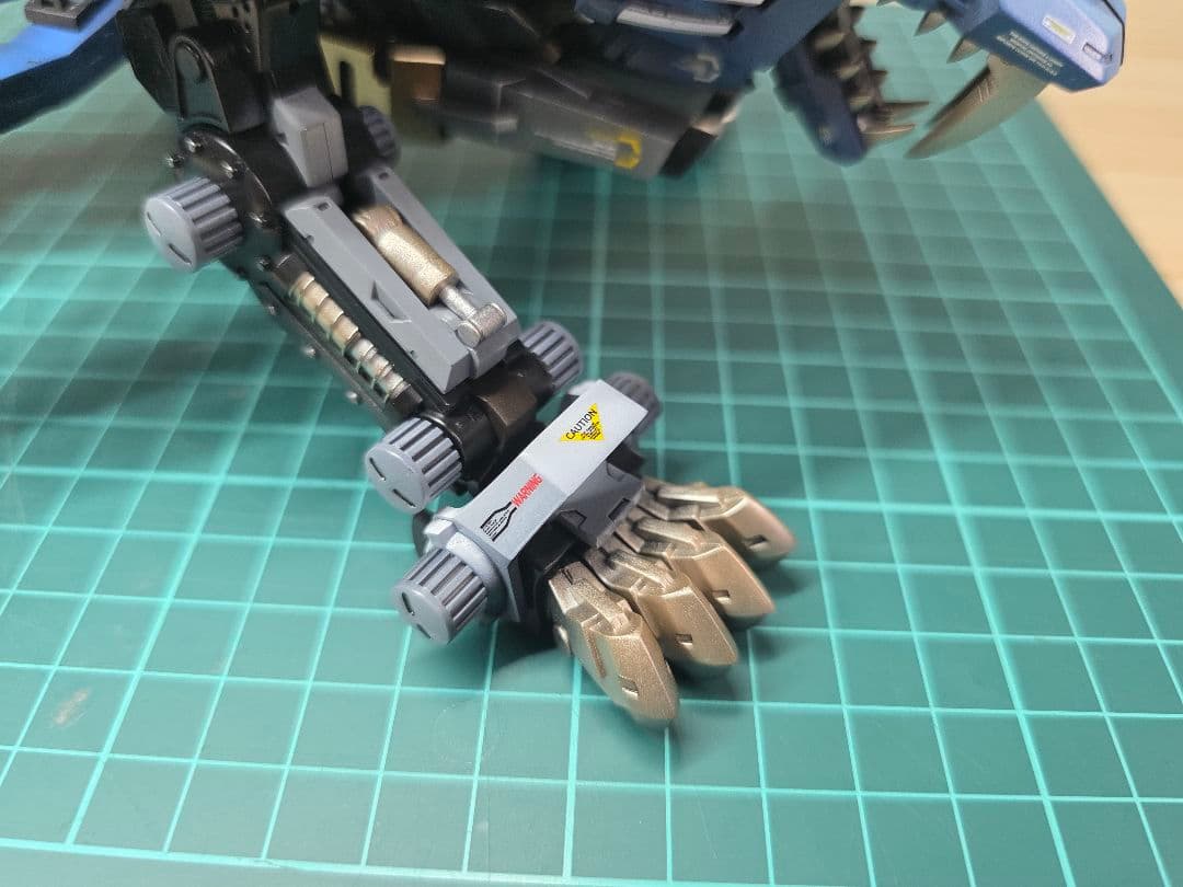 HMMゾイドブレードライガー全塗装(完成品)