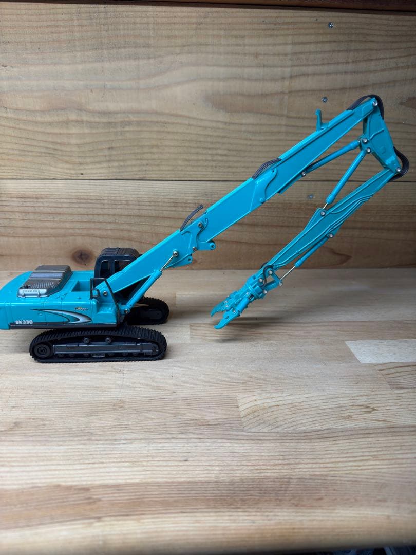 コベルコ SK330 1/43 解体