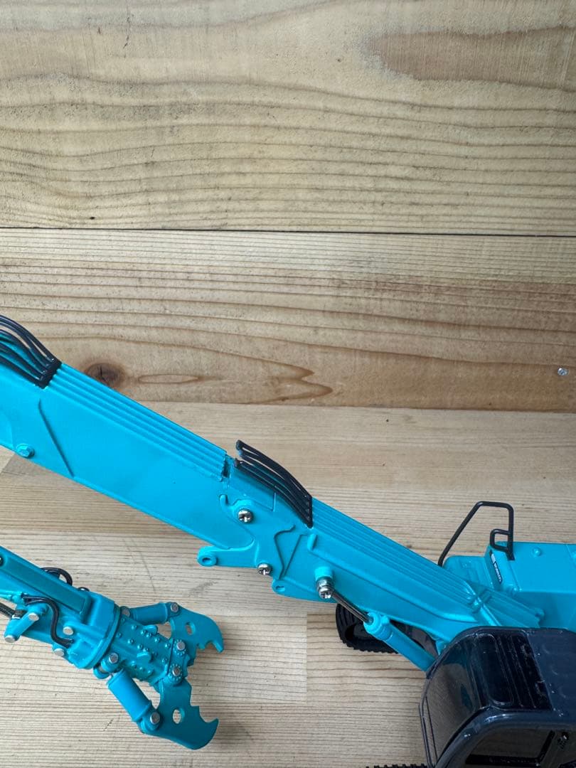 コベルコ SK330 1/43 解体