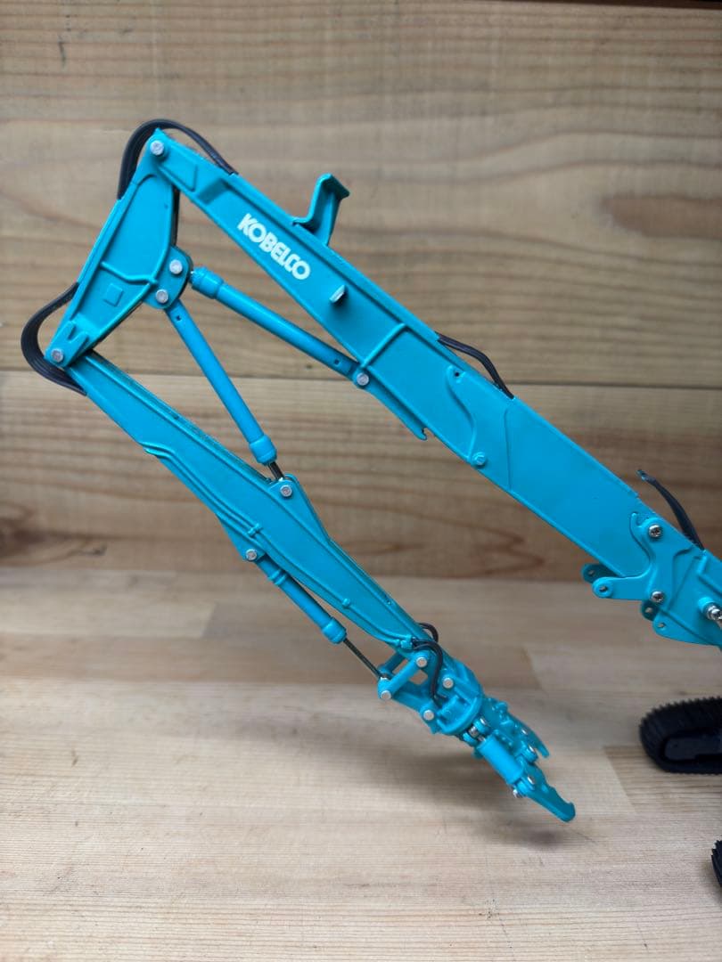 コベルコ SK330 1/43 解体