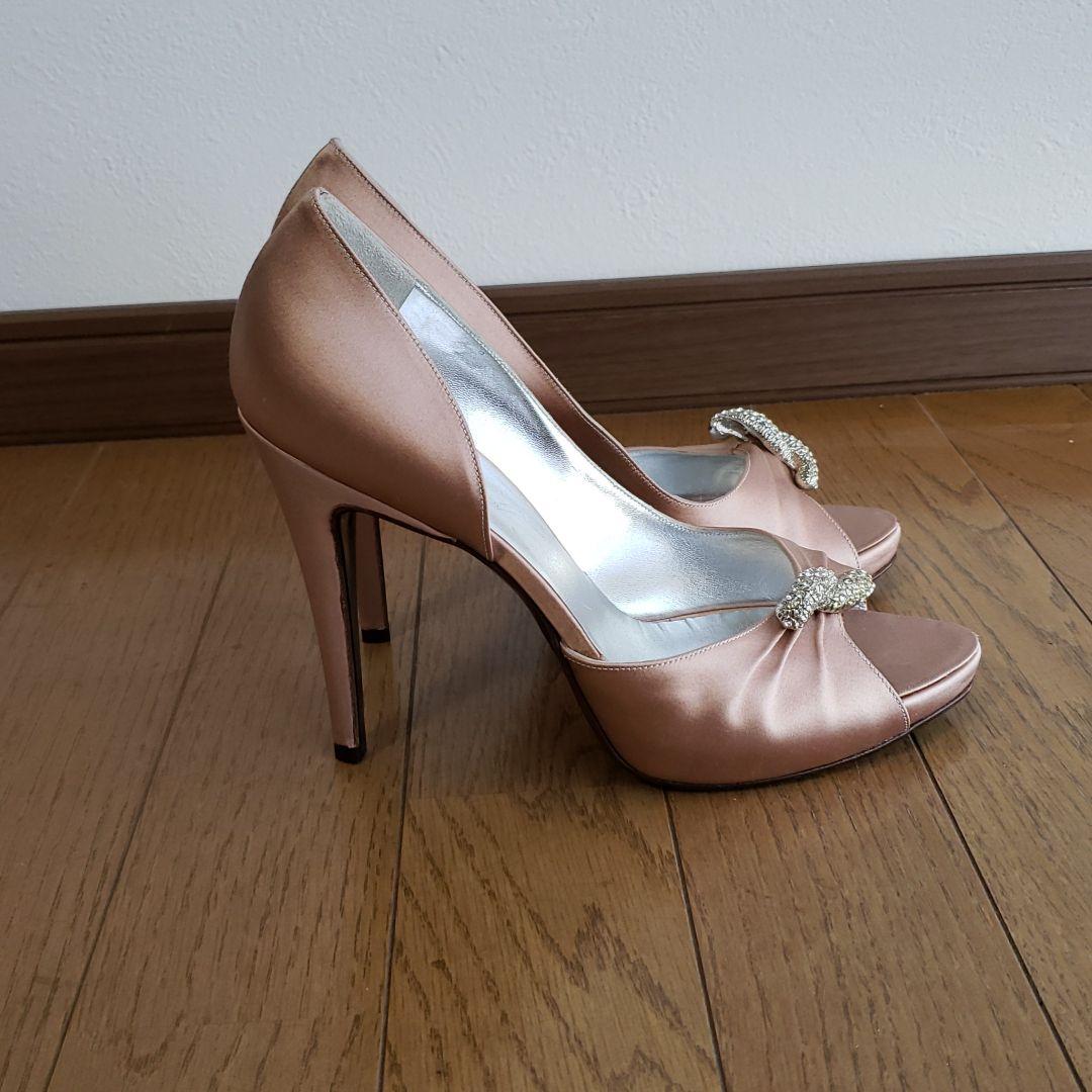 RODO サテンパンプス