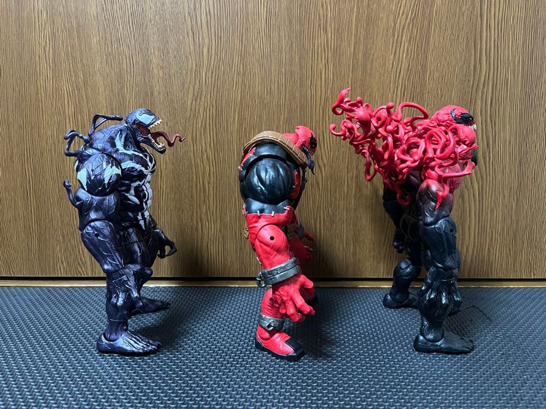 マーベル　ハズブロ　トキシン　モンスターヴェノム　ヴェノムプール　フィギュア