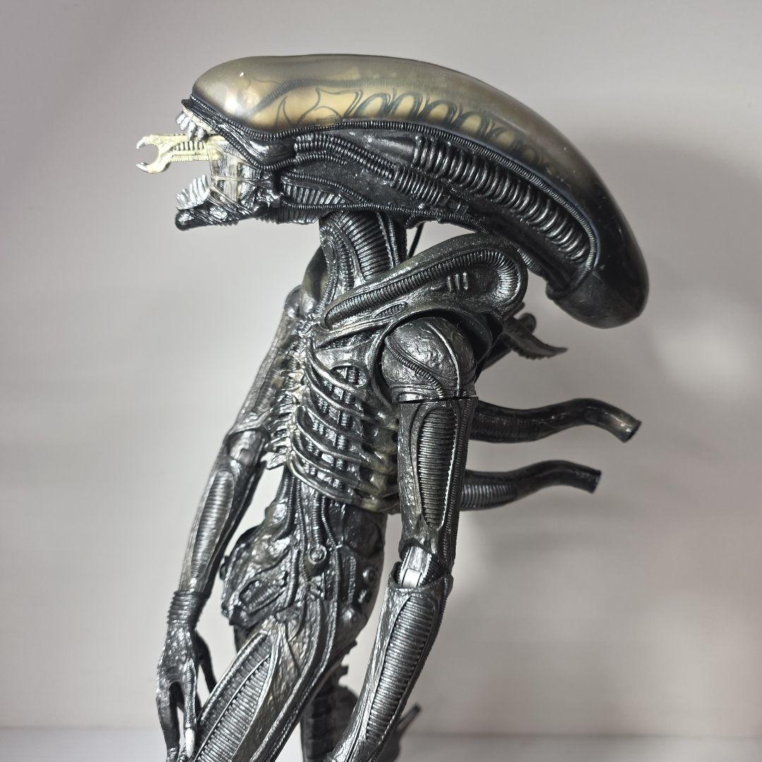 ネカ (NECA) クラシックエイリアン（Cassic Alien) 50cm