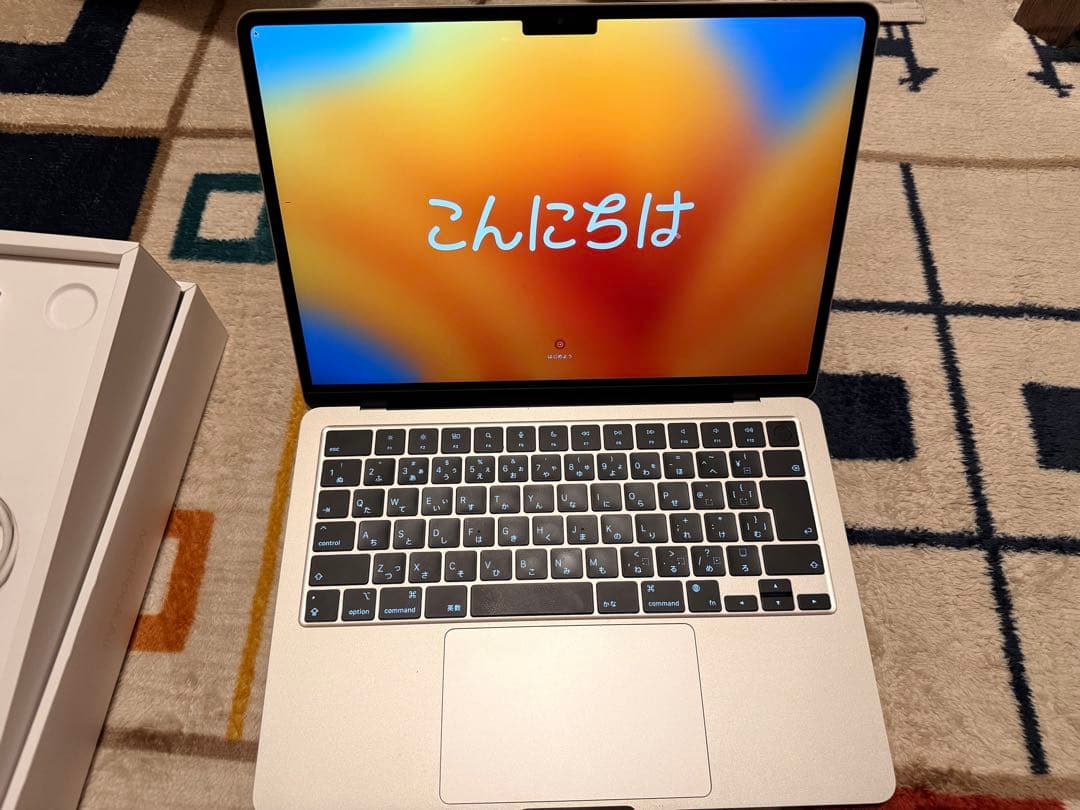 MacBook Air M2 13㌅ 16GB 256GB スターライト付属品有 中古】Apple MacBook Air 13インチ CTO (M2,2022) スターライト M2(CPU