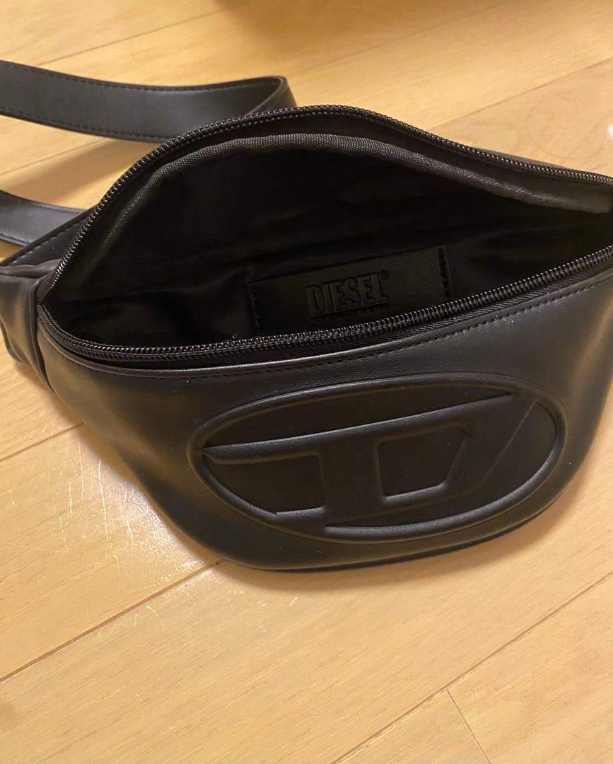 DIESEL ボディ バッグ ブラック DIESEL（ディーゼル） 【並行輸入品】ディーゼル ボディバッグ