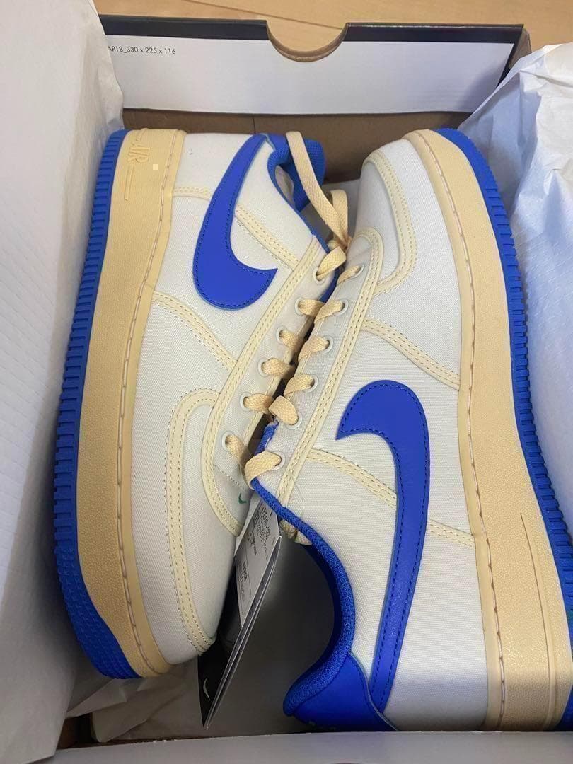 新品未使用品✨ナイキ エア フォース 1 '07 27.5cm 白 ホワイト黒