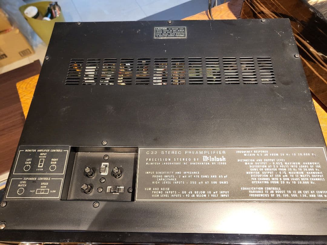 McIntosh マッキントッシュ C32 プリアンプ 【動作品】 - メルカリ