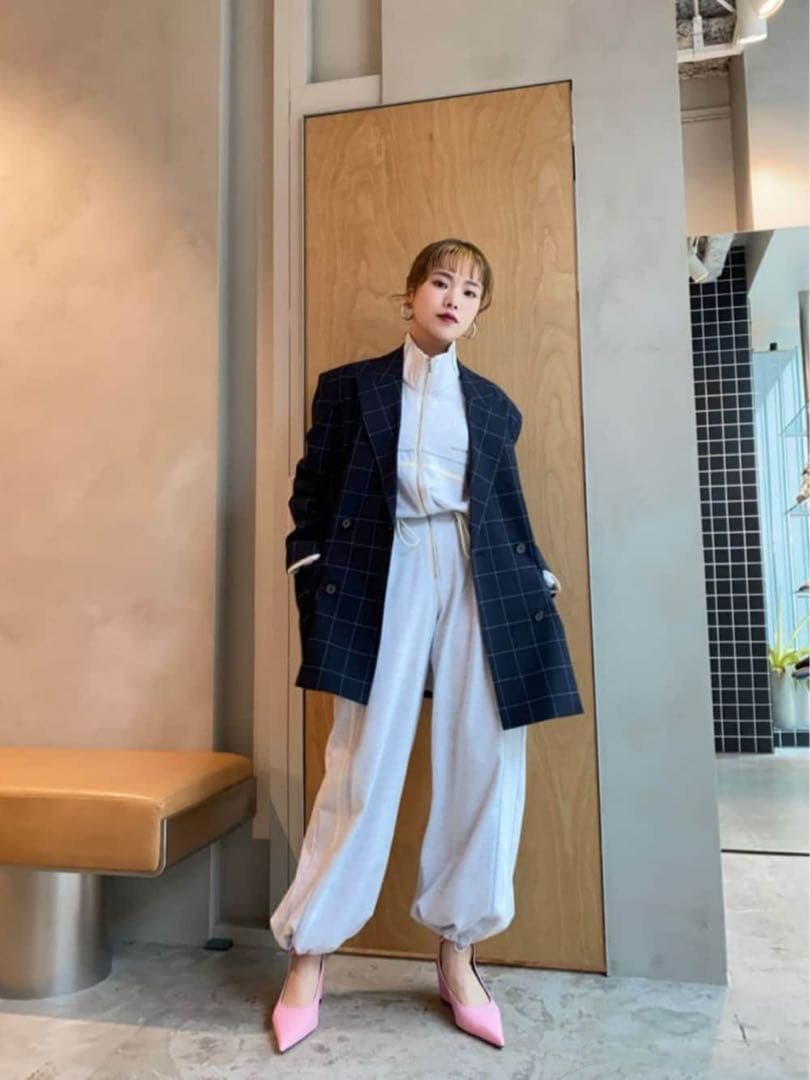 美品✨】MAISONSPECIAL 川口春奈着用 スウェットトラックロンパース