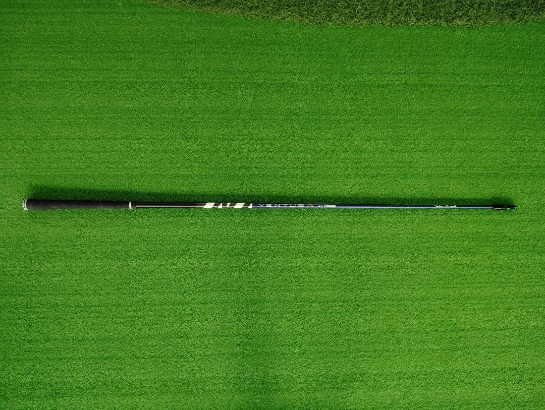 新品】26ベンタスTRブル−ベロコア+ 日本正規品 タイトリストスリーブ