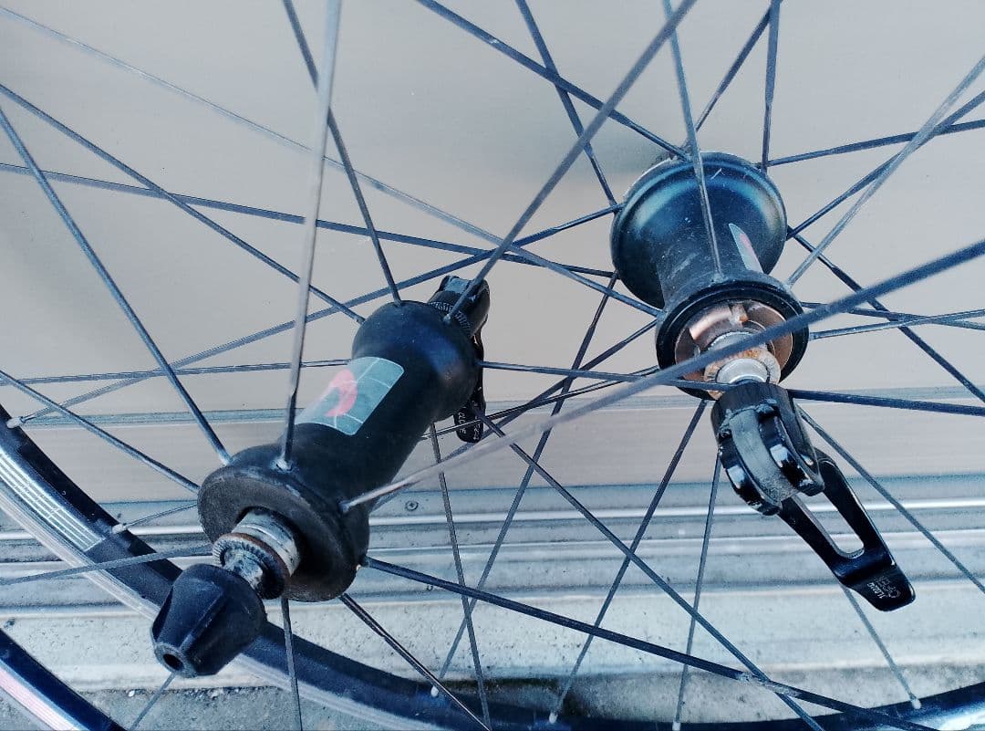 Fulcrum racing3 700cホィール エンド幅 約100/130 - メルカリ