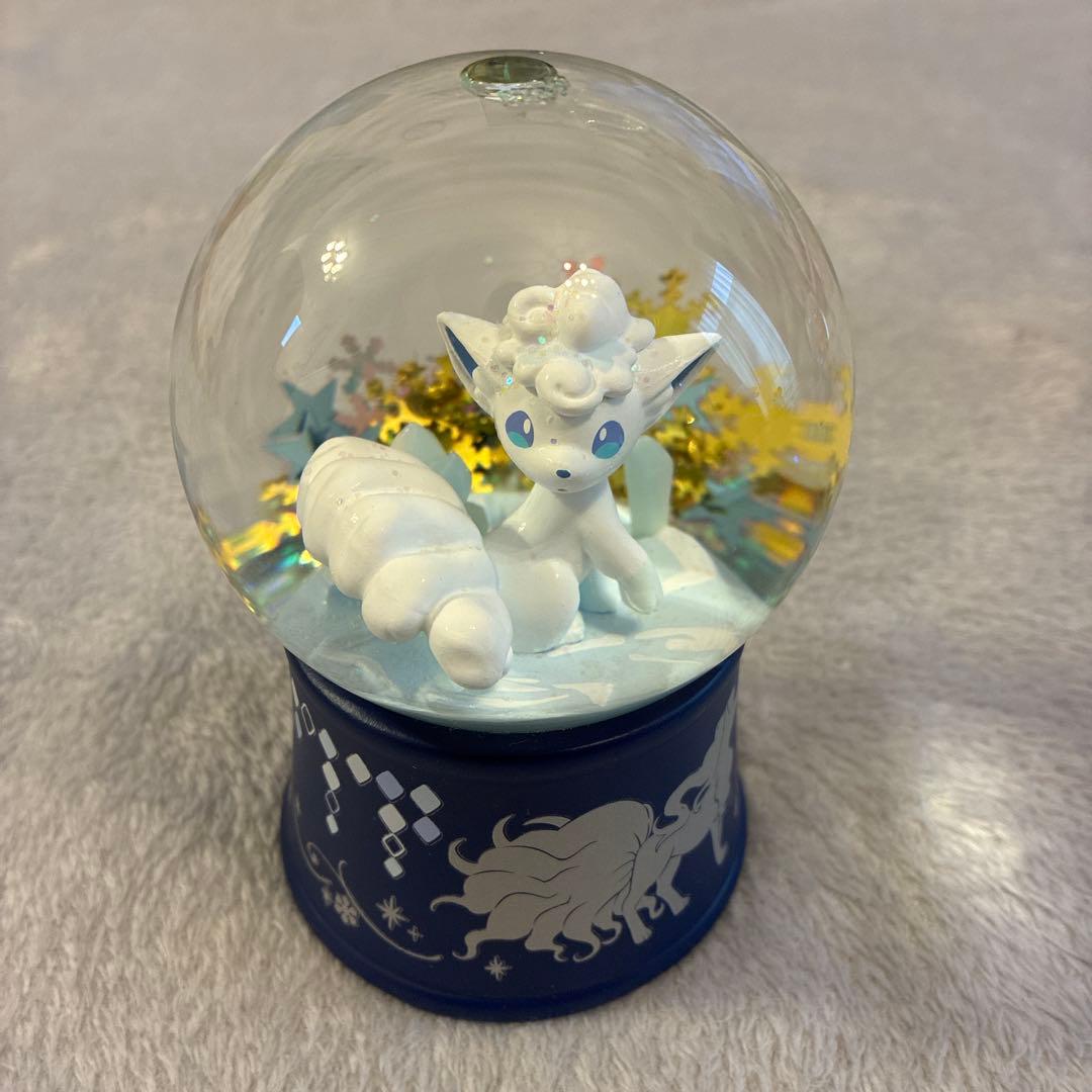 ロコン・アローラロコン スノードームセット　ポケモンセンター