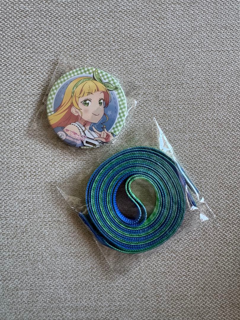 ラブライブ！ Liella! 7th 平安名すみれ 缶バッジ＆靴ひもセット