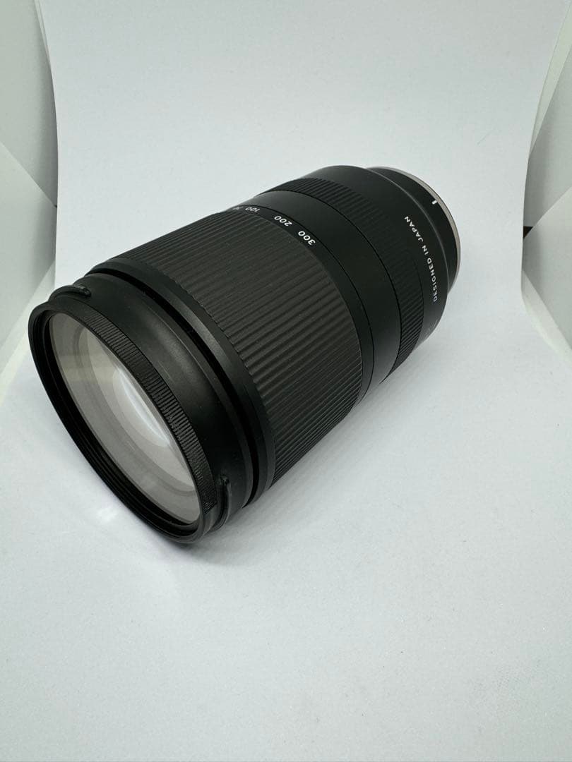 タムロン 18-300mm F3.5-6.3 Di II