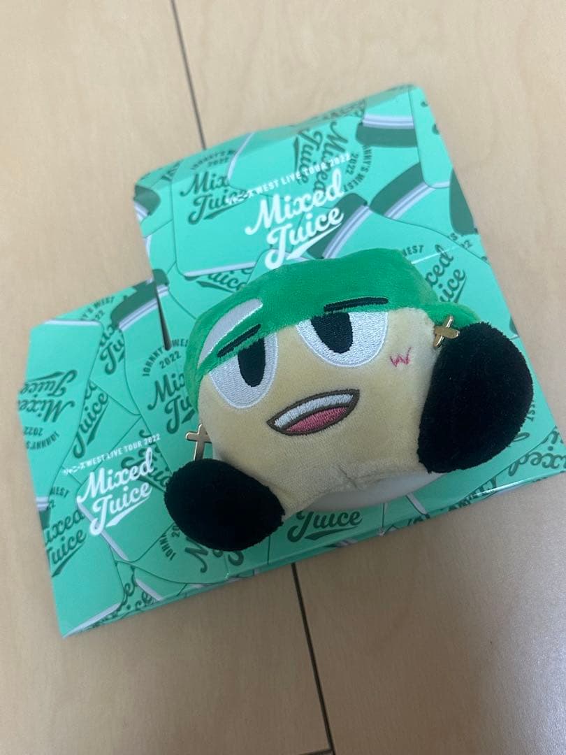 WEST. ジャニーズWEST ぬいぐるみ 神山智洋 ぶらさげるヤツ - メルカリ