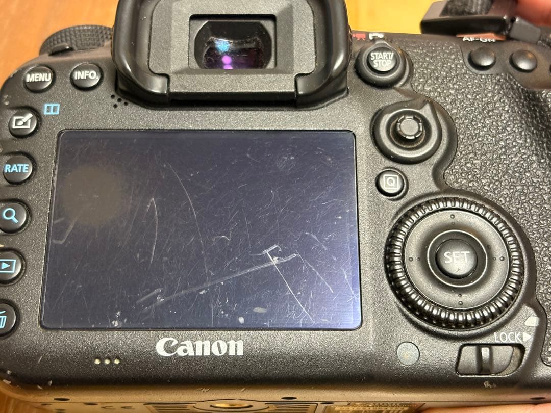 Canon EOS 7D Mark II バッテリーグリップ リモコン