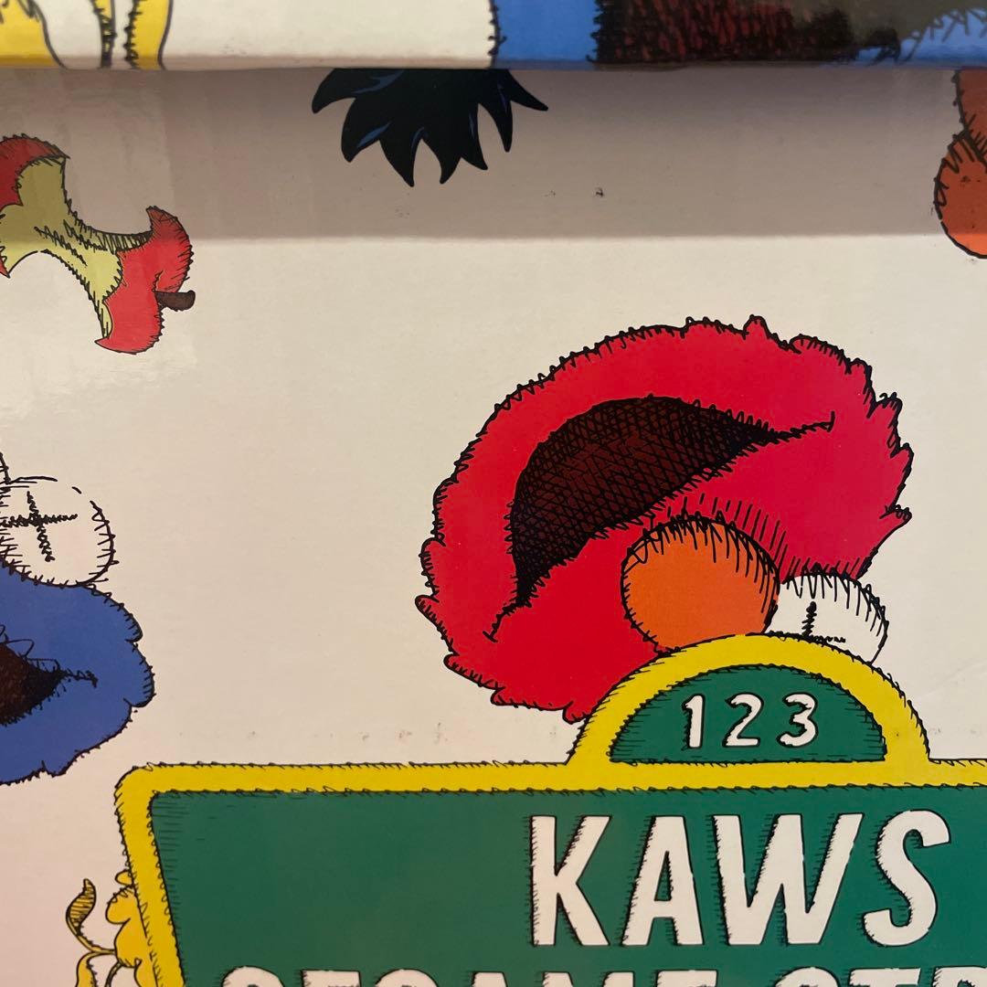 【KAWS×UNIQLO】セサミストリートのぬいぐるみ(BOXセット)タグ付き