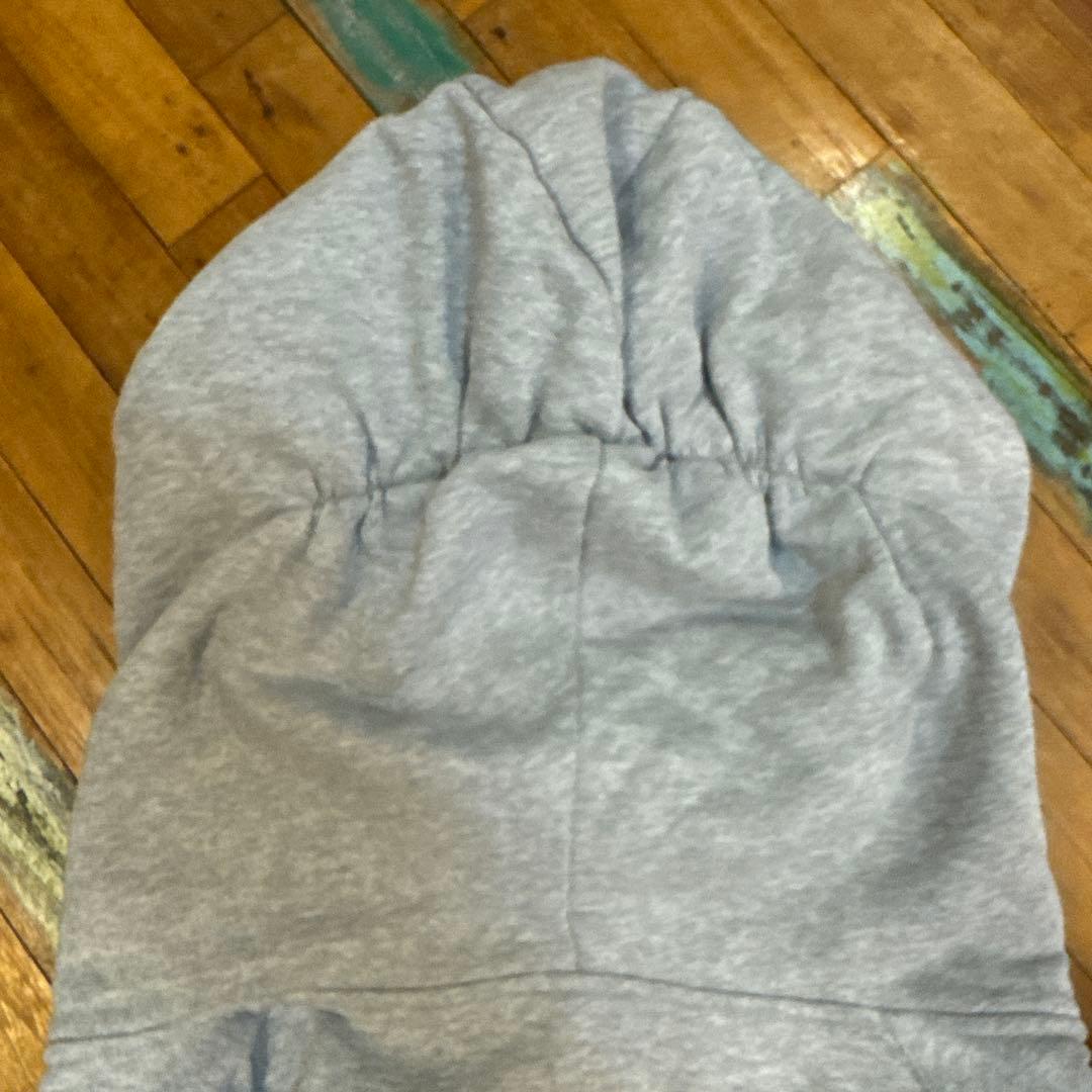 バーバリー BURBERRY グレー フーディー ハーフジップ 美品 大人気