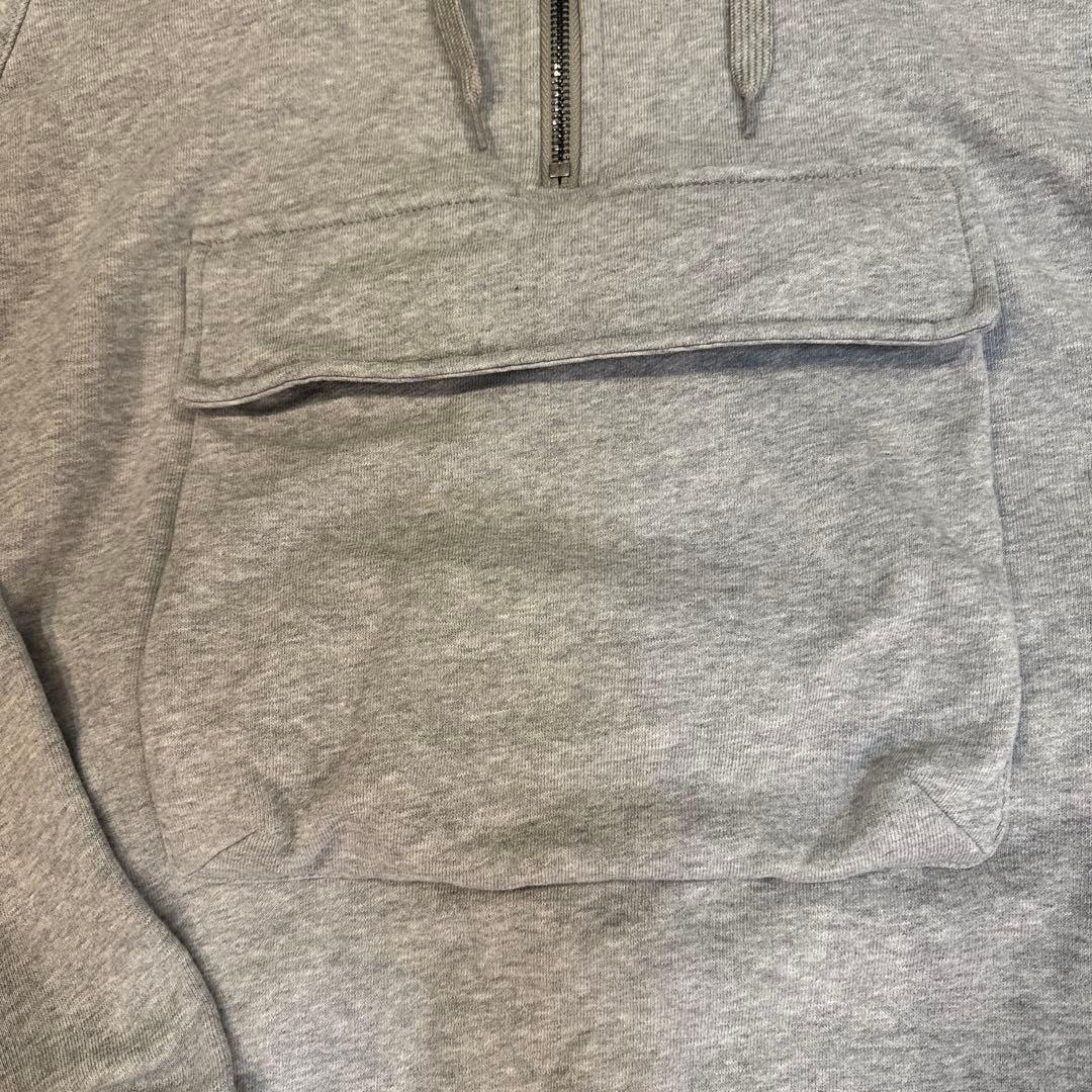 バーバリー BURBERRY グレー フーディー ハーフジップ 美品 大人気