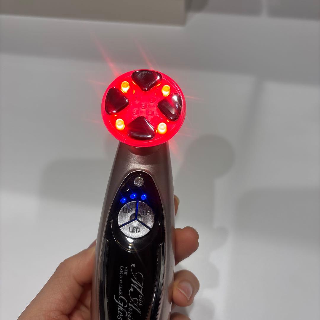 MissArrivoGhost 美顔器 充電器付き