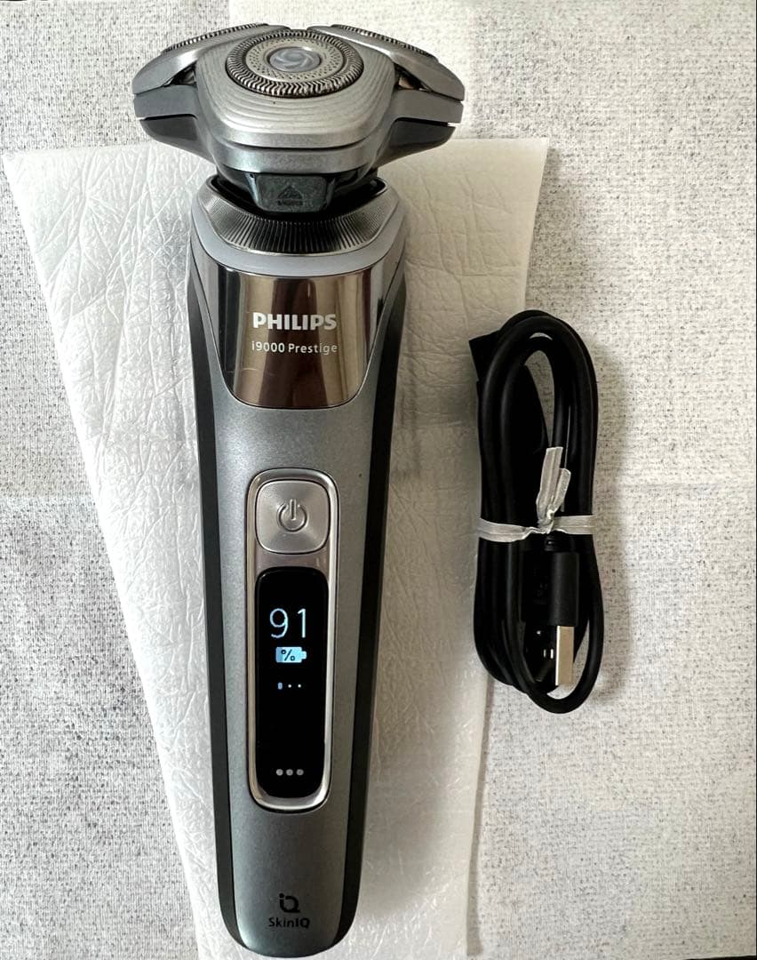 Philips i9000 Prestige XP9202/05 展示品 Philips（フィリップス） ウェット＆ドライ電動シェーバー XP9202/05