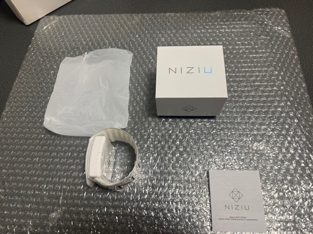 NiziU ペンライト　ペンライトストラップ　リク　NIZOO リチュ