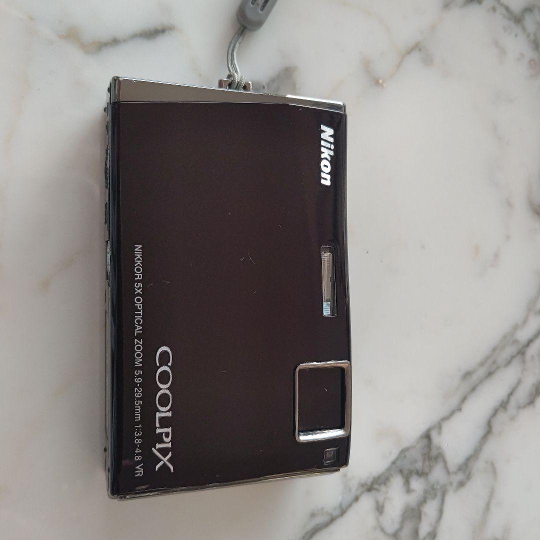 Nikon COOLPIX S60 デジタルカメラ　純正バッテリーチャージャー付 Nikon COOLPIX S60 本体 バッテリー チャージャー付き - メルカリ