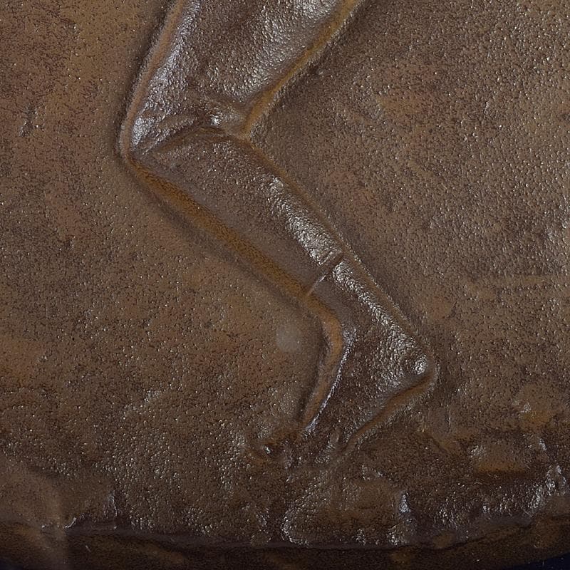 彫刻家 佐藤忠良作 銅板レリーフ 「実り」 額装 M R8631B - メルカリ