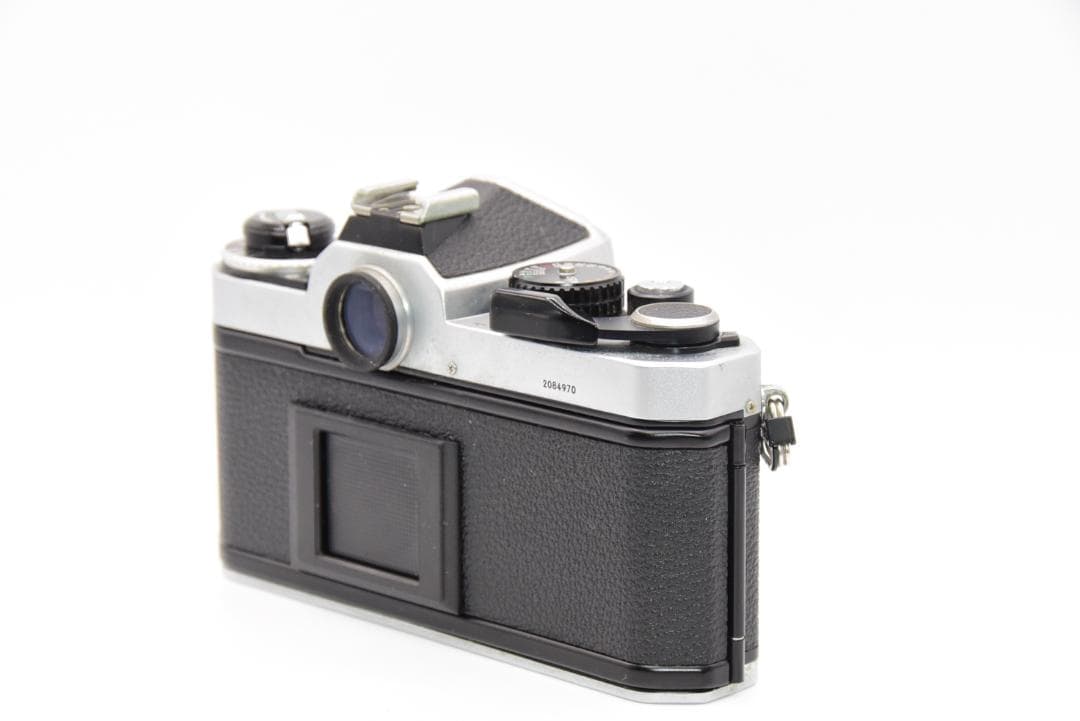 ■ 美品 ■ニコン Nikon FE2 ボディ《露出、シャッターOK》